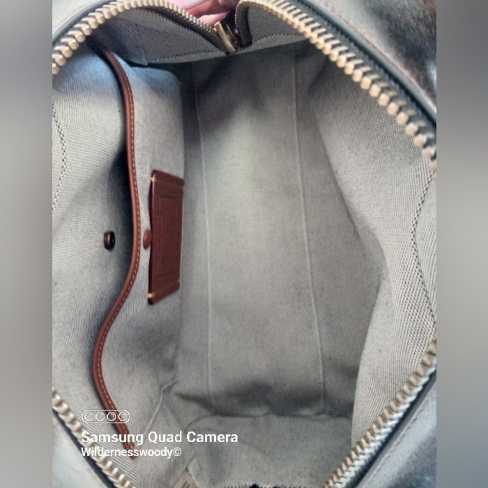 The Coach Originals, Coach Twin Turnlock 2025, Rub-Off Glovetanned Leather Bag - Picture 9 of 16